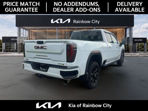 Used 2025 GMC Sierra 2500 AT4 w/ Technology Package AWD/4WD image 7
