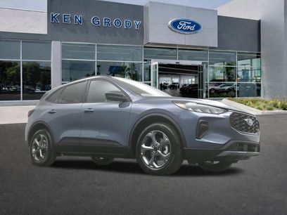 New 2025 Ford Escape ST-Line w/ Equipment Group 301A