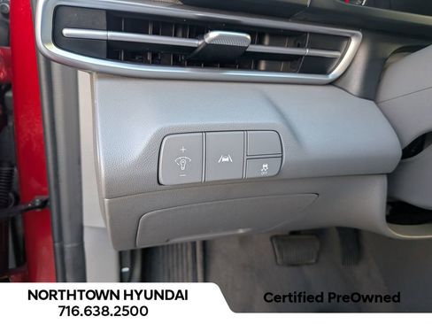 Certified 2023 Hyundai Elantra SEL image 24