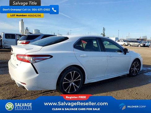 Used 2020 Toyota Camry SE image 4