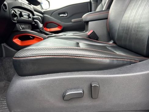 Used 2023 Nissan Frontier PRO-4X w/ Pro-4X Premium Package image 11