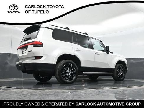 Used 2024 Lexus GX 550 w/ Accessory Package (Z1) AWD/4WD image 47