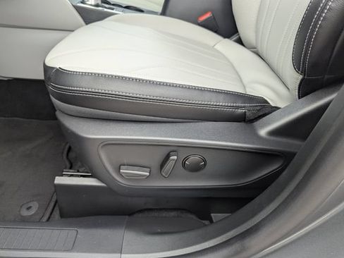 Used 2026 Ford Escape SE w/ PHEV Premium Package FWD image 21