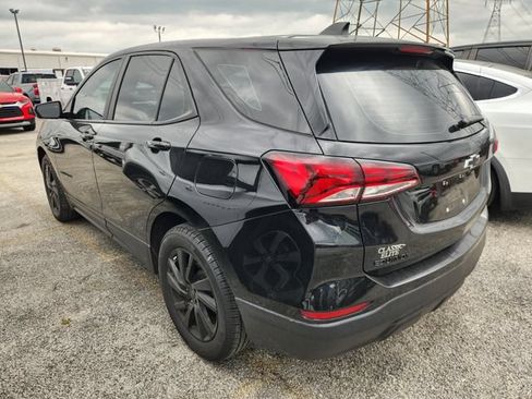 Used 2024 Chevrolet Equinox LS w/ Midnight Edition FWD image 4