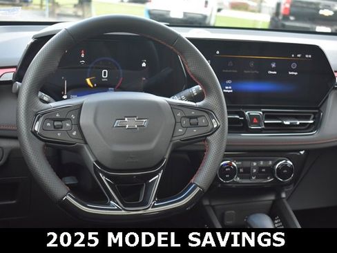 New 2025 Chevrolet TrailBlazer RS w/ Convenience Package image 22