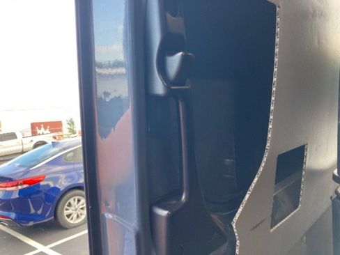 Used 2019 Mercedes-Benz Sprinter 144 image 13