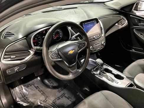 Used 2023 Chevrolet Malibu LT image 17