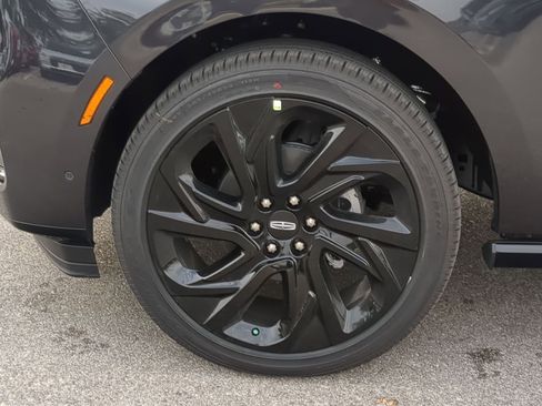 New 2025 Lincoln Navigator L Black Label image 9