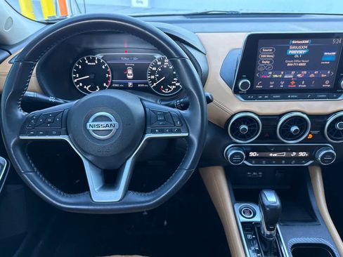 Used 2020 Nissan Sentra SV w/ SV Premium Package image 14