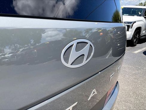 Used 2025 Hyundai Santa Fe SEL image 9