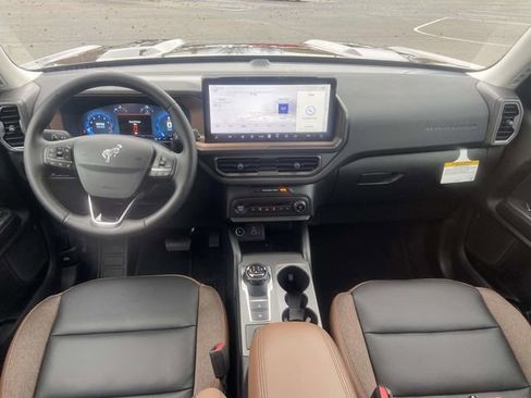 New 2025 Ford Bronco Sport Outer Banks image 10