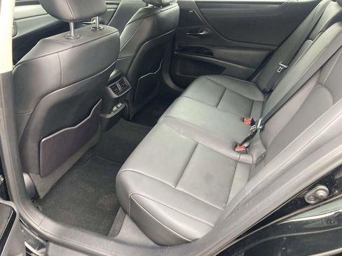 Used 2023 Lexus ES 350 w/ Premium Package image 9