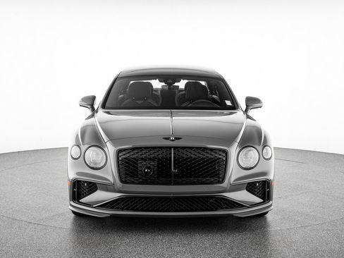 Used 2025 Bentley Flying Spur Plug-In Hybrid AWD/4WD image 11
