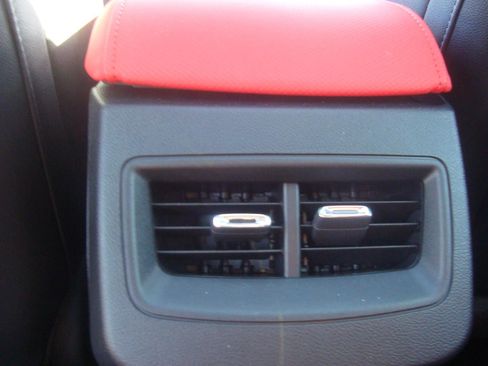 Used 2025 Chevrolet Equinox EV RS image 17