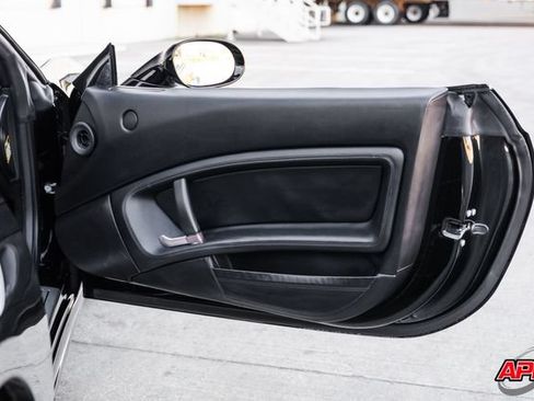 Used 2014 Ferrari California RWD image 79