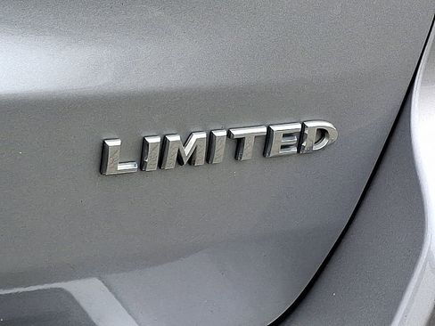 Used 2019 Jeep Grand Cherokee Limited w/ Luxury Group II image 31