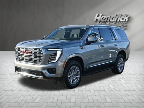Used 2025 GMC Yukon Denali image 8