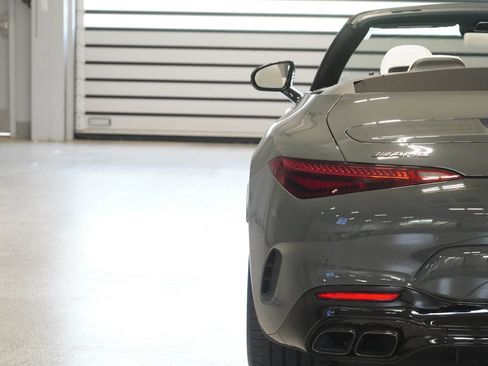 Certified 2025 Mercedes-Benz SL 63 AMG 4MATIC image 12