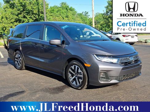 Certified 2026 Honda Odyssey EX-L image 1