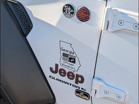 Used 2023 Jeep Gladiator Mojave w/ Trailer Tow Package image 22