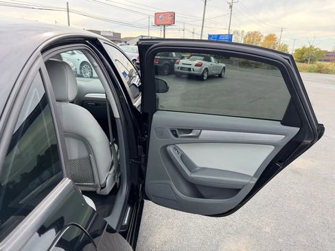 Used 2013 Audi A4 2.0T Premium image 37