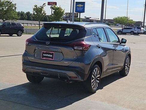 Used 2024 Nissan Kicks SR FWD image 5