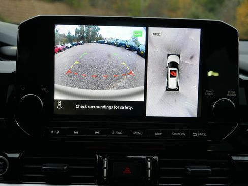 Certified 2024 Nissan Pathfinder Platinum w/ Cargo Package image 27