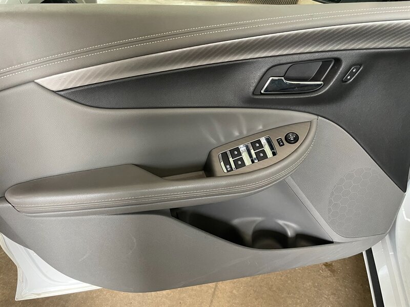 Used 2017 Chevrolet Impala LS FWD image 22
