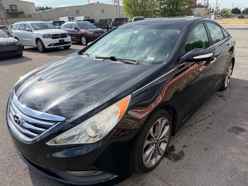 Used 2014 Hyundai Sonata SE w/ Premium Package 04 FWD image 3