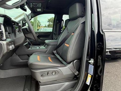 New 2026 GMC Sierra 2500 AT4 w/ AT4 Preferred Package AWD/4WD image 13
