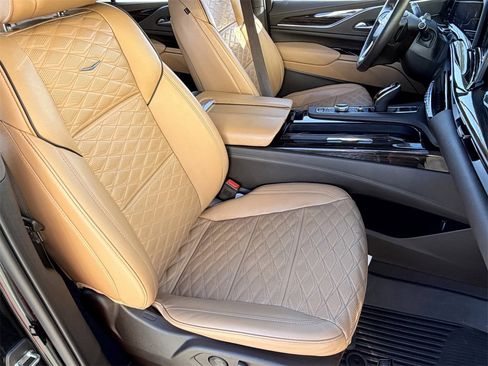 Certified 2022 Cadillac Escalade ESV Sport w/ Touring Package image 10