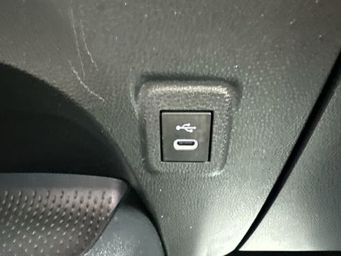 Certified 2023 Toyota Corolla LE image 36