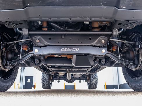 Used 2026 GMC Sierra 2500 AT4X image 15