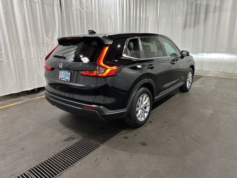 Used 2024 Honda CR-V EX image 3