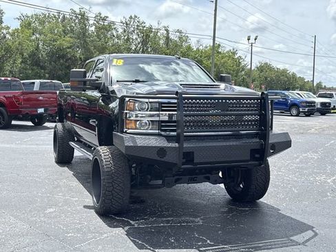 Used 2018 Chevrolet Silverado 2500 LT w/ LT Plus Package AWD/4WD image 2