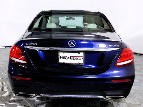 Used 2020 Mercedes-Benz E 350 4MATIC Sedan image 5