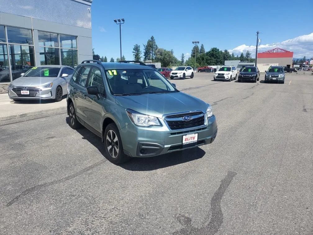 Used 2017 Subaru Forester 2.5i w/ Alloy Wheel Package AWD/4WD image 4