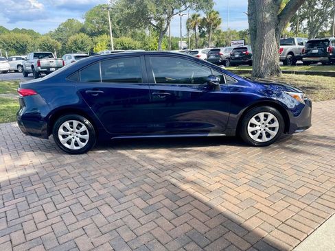 Used 2023 Toyota Corolla LE image 6