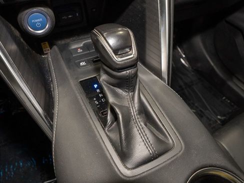 Used 2022 Toyota Venza XLE image 15