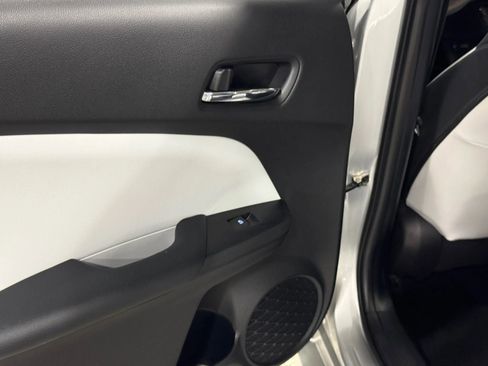 Used 2017 Toyota Prius Four w/ Premium Convenience Package image 58