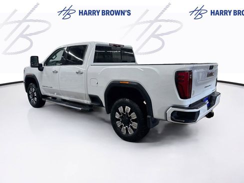 Used 2024 GMC Sierra 3500 Denali AWD/4WD image 2