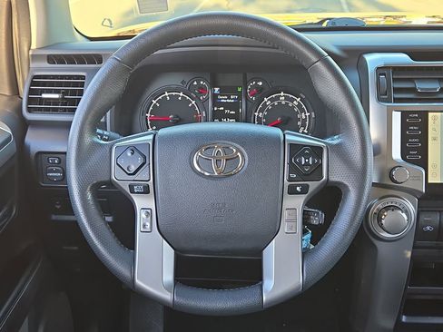 Used 2020 Toyota 4Runner SR5 image 16