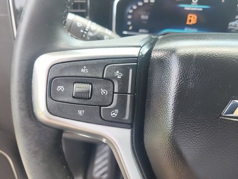 Used 2024 Chevrolet Silverado 1500 LT AWD/4WD image 39