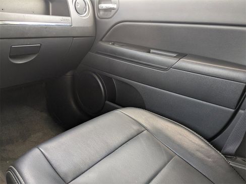 Used 2016 Jeep Patriot High Altitude image 7