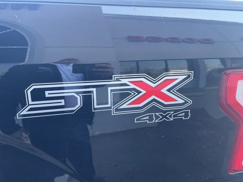 Used 2017 Ford F150 XL w/ Equipment Group 101A Mid image 8