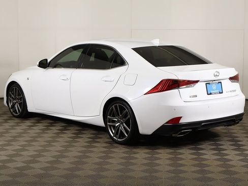 Used 2019 Lexus IS 300 F Sport image 11
