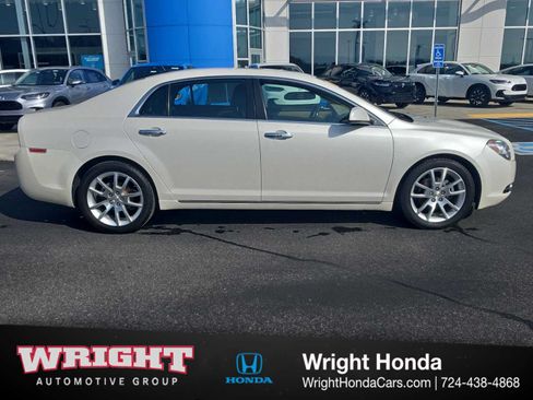 Used 2011 Chevrolet Malibu LTZ FWD image 1