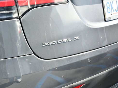 Used 2018 Tesla Model X 100D AWD/4WD image 26