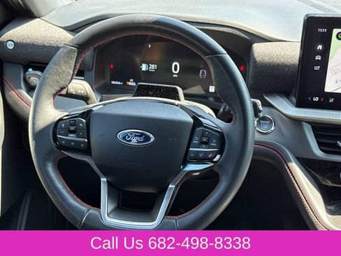 Used 2025 Ford Explorer ST-Line AWD/4WD image 13