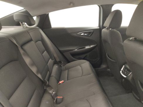 Used 2021 Chevrolet Malibu LT FWD image 19